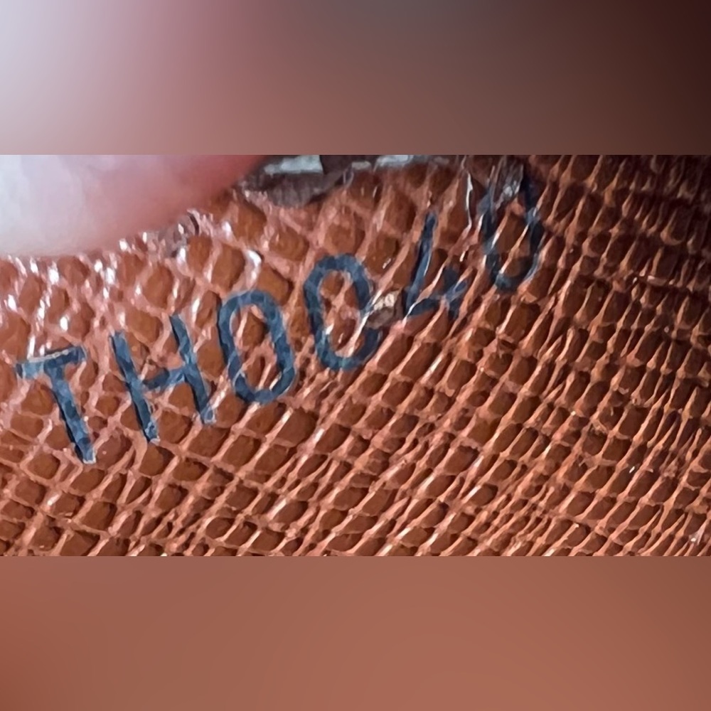 Louis Vuitton Porte-Tresor International Wallet - Picture 8 of 11